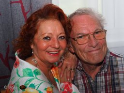 Künstler helfen Kinder - Mit Musik zur Menschlichkeit